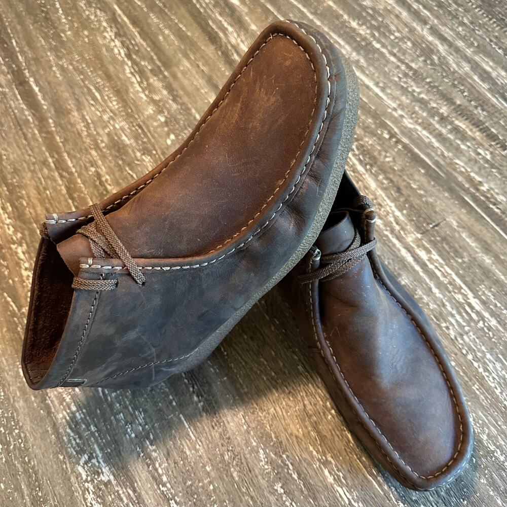 Collection by Clark’s Leather Wallaby Shoes Chukka Boots Brown Men’s Size 12